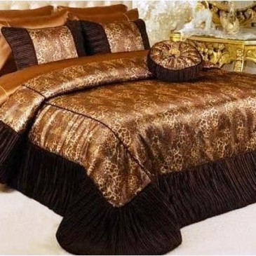 Arya Romance Leopard Bedspread