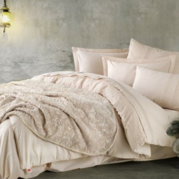 Cotton Box EMBOS BATTANIYE SET GOLD bedding set with blanket