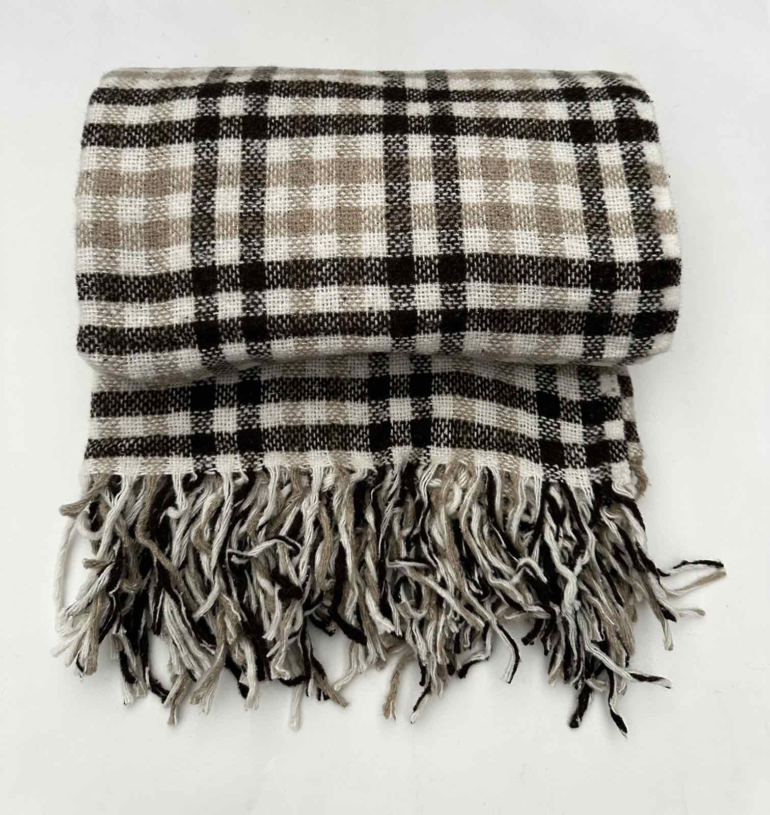 Plaid to the Government of Palermo 130 * 170