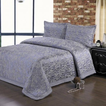 Quilted bedspread with pillowcases, 3 units. BV C 0054