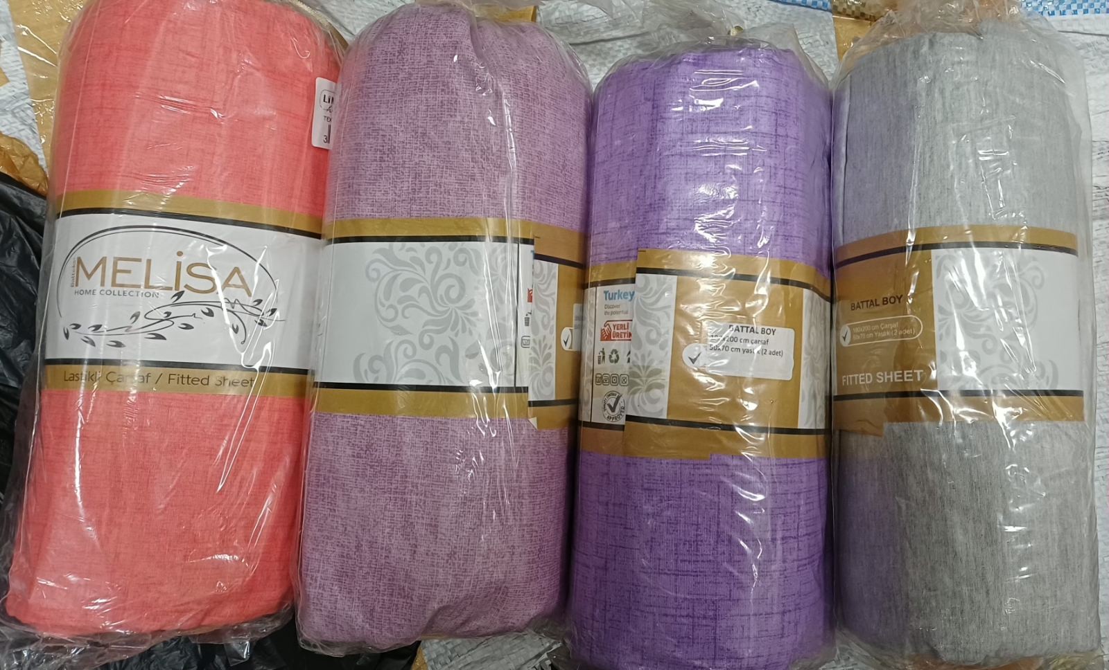 Простынь на резинке Melisa Ranforce с наволочками ранфорс