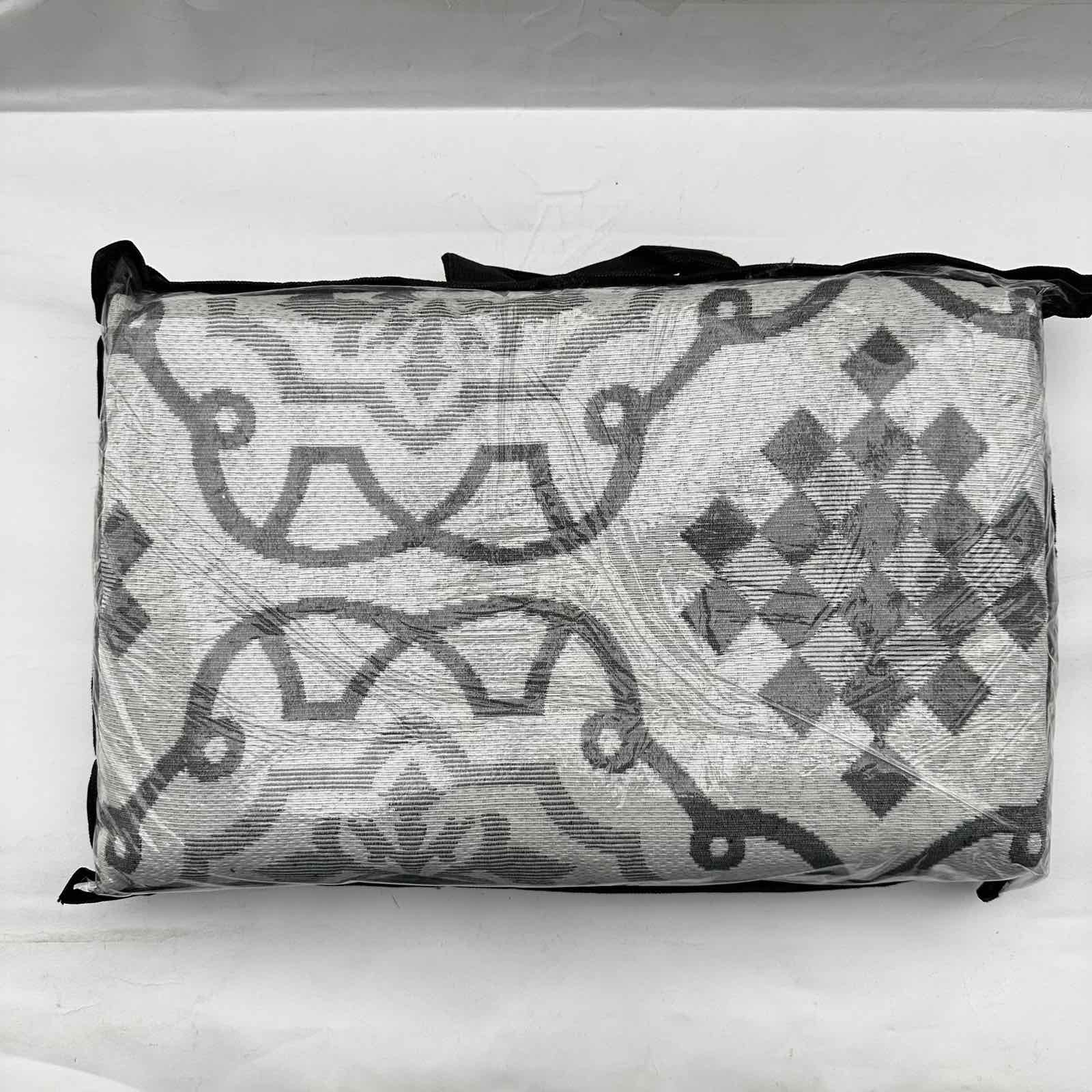 tapestry bedspread 99 240 * 240