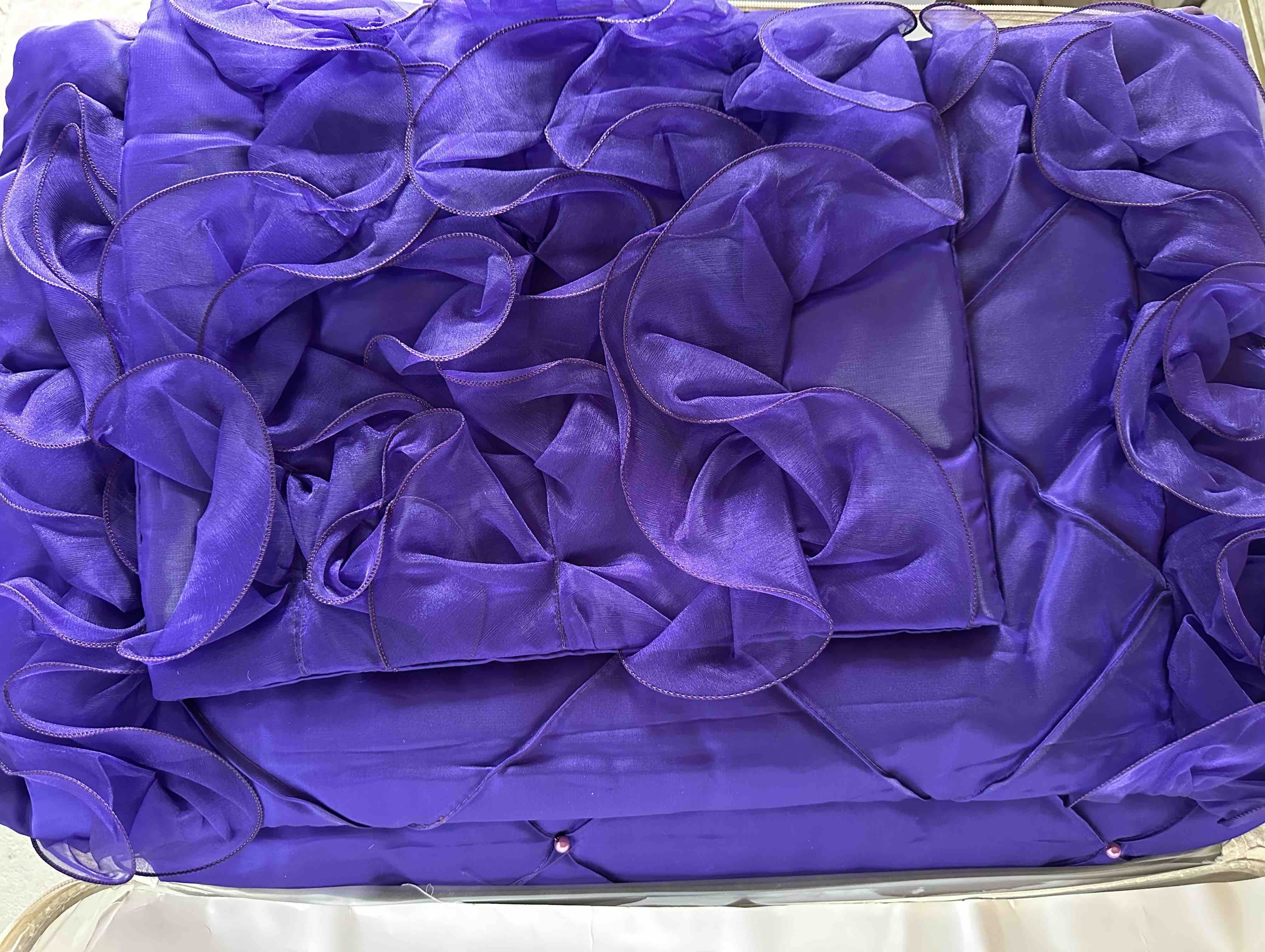 Охоплює Ле Жардін Берчесте